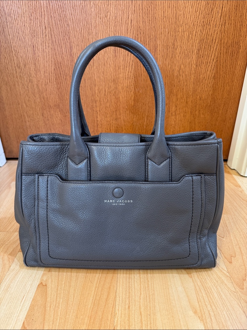 Marc Jacobs Gray Pebbled Leather Satchel. Used. Not structured